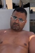 אורי
