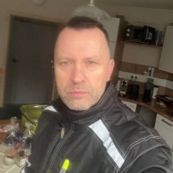 Виктор