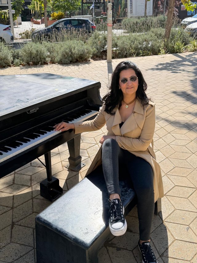 Calanit, 53, רמת השרון - 