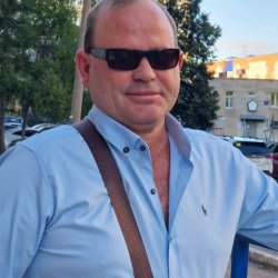 Виктор