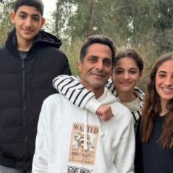 ליאור