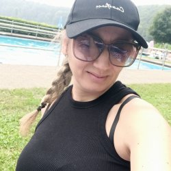 Олена