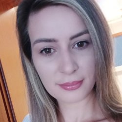 Аня