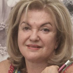 Мила