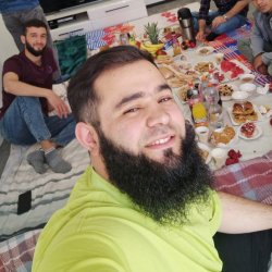 Ali