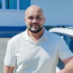 Максим
