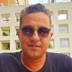 שי
