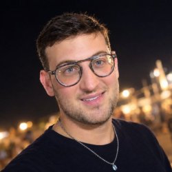 יצחק