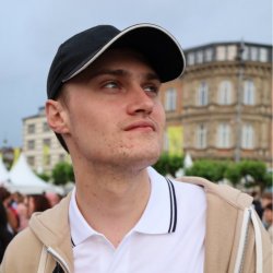 Миша