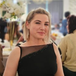 YELENA