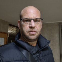 רוני