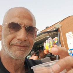 יצחק