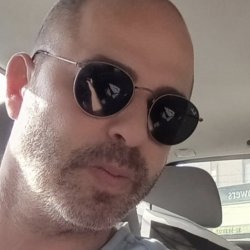 אדם