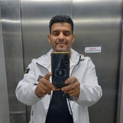 Yaniv