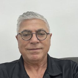 משה אלקובי