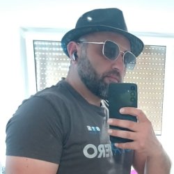 Rovshan 