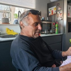 מני