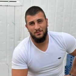 Ali