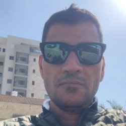 שלומי