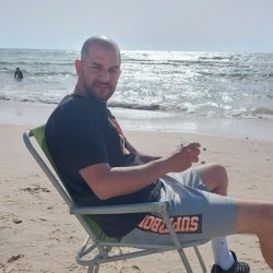 ליאור