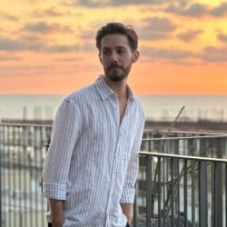 Avi