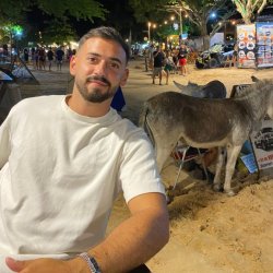 יאיר