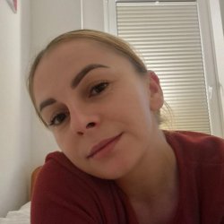 Ана