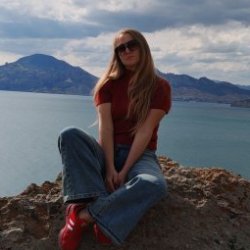 Александра