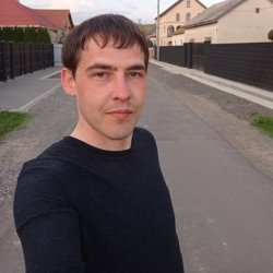 Максим