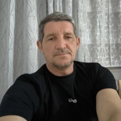 Виктор