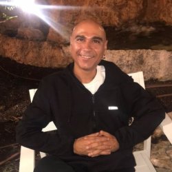 שלומי