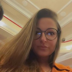 Алина