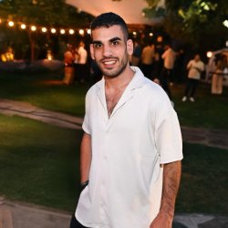 רון