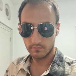Yaniv