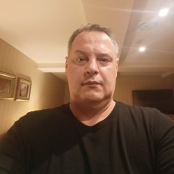 אלכס